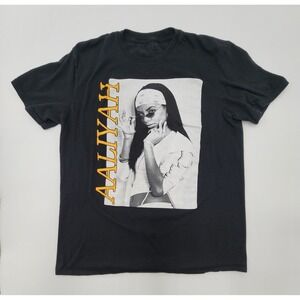 Aaliyah‎ Tshirt Size Large Black Short Sleeve